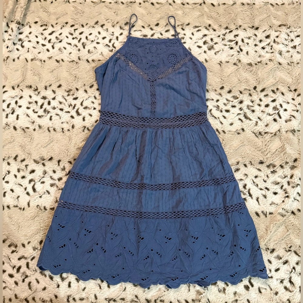 Abercrombie & Fitch Women’s Blue Tiered Lacey Floral Halter Sundress - Picture 2 of 9